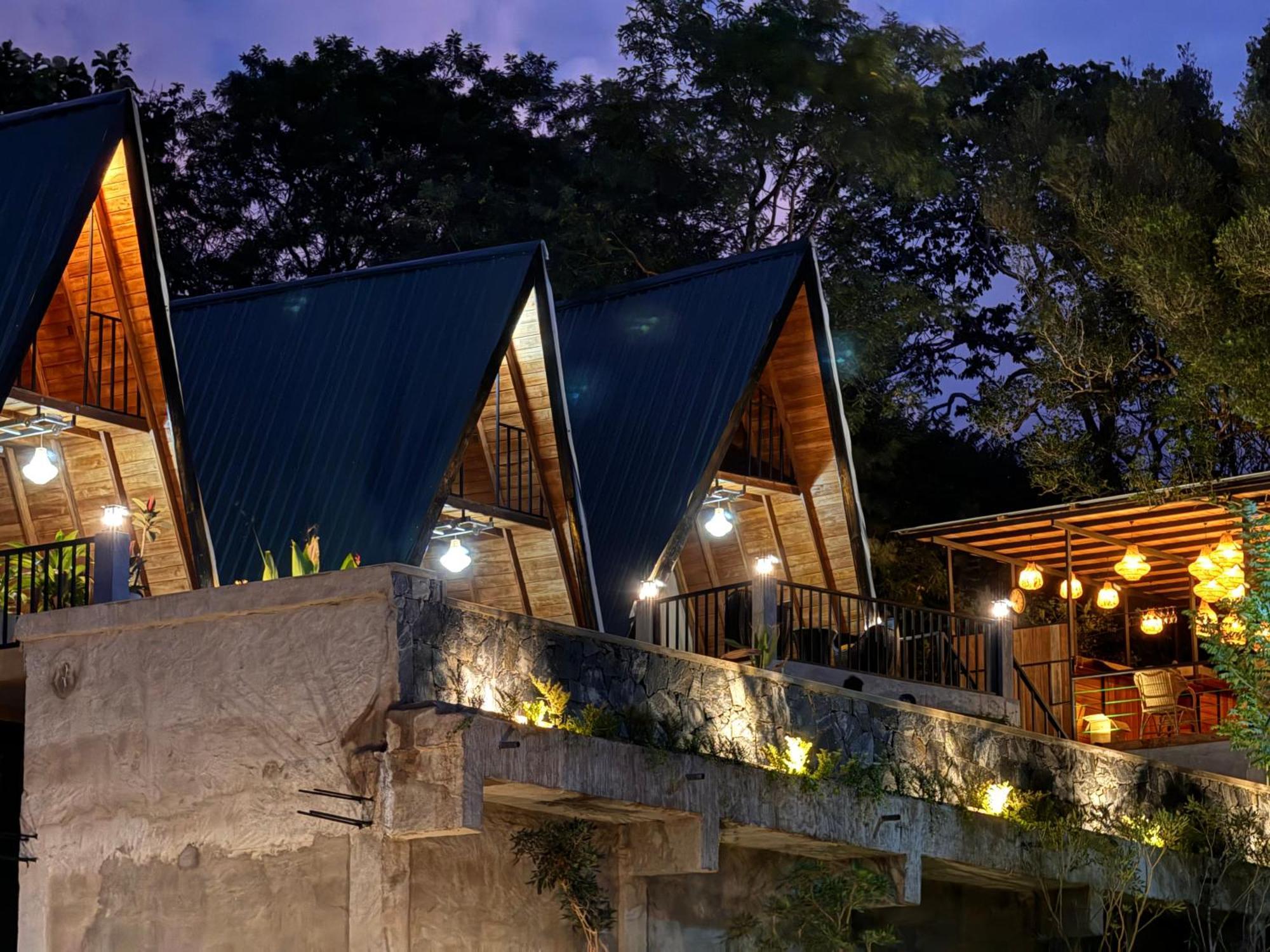 הבאראנה Sundown Lake Hotel & Spa מראה חיצוני תמונה